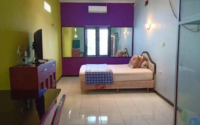 Wisma Hargo Srondol Kulon