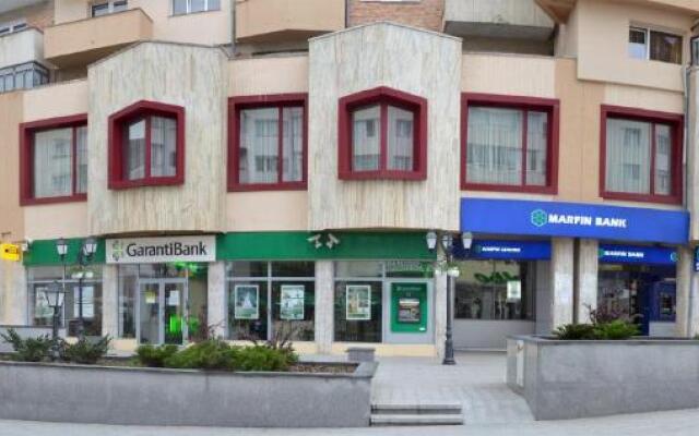 Hotel Daily Plaza