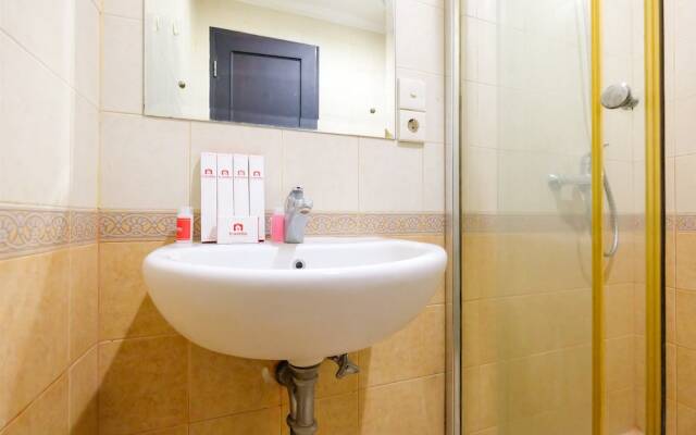 Exclusive Riverside Pluit Apartment