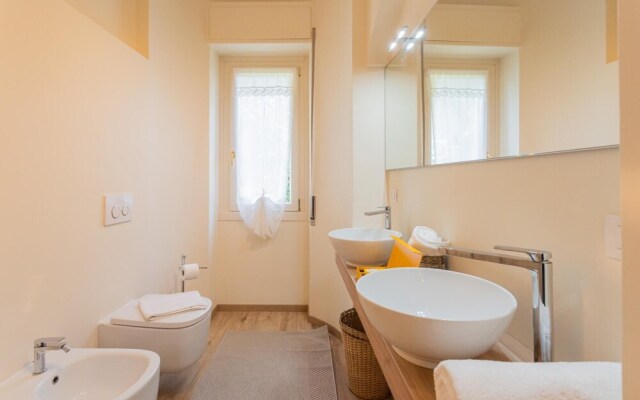 Sala Comacina Villas