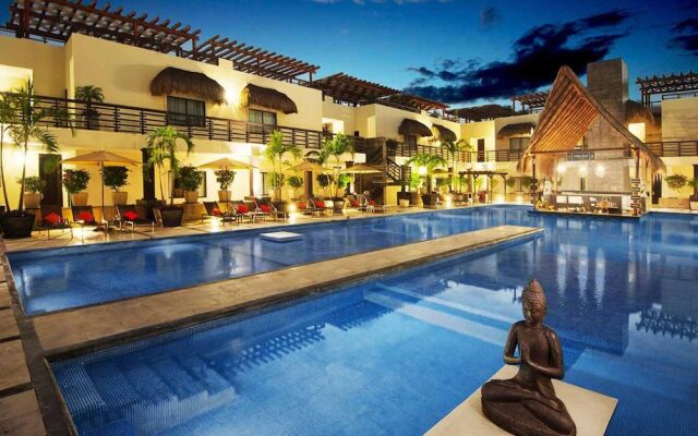 Aldea Thai 07 by Tripintravel