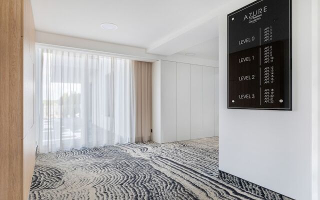 Azure Apartment Kołobrzeg by Renters