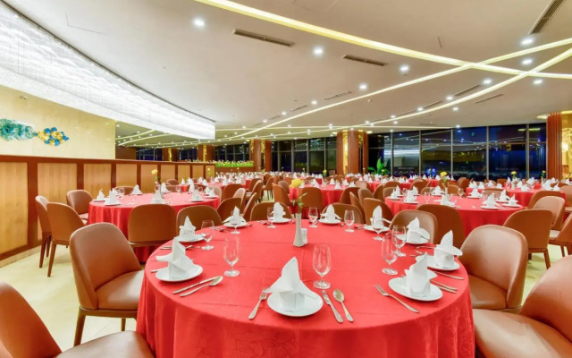 Regalia Gold Hotel