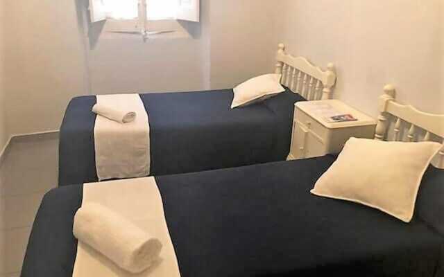 Hostal Parisien