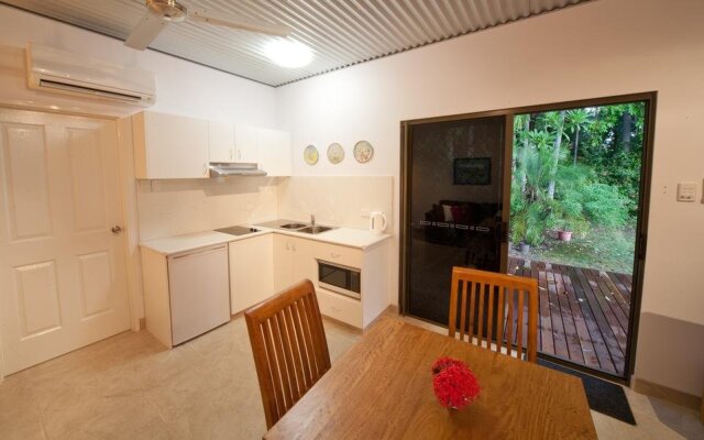 Bougainvillea Lodge Bed and Breakfast