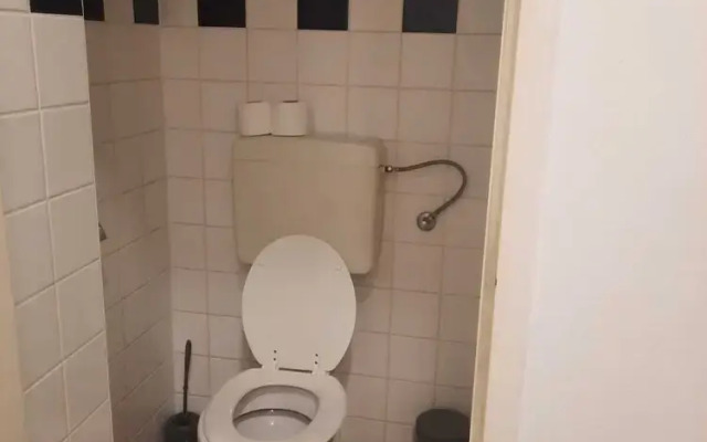 Value 2BR Apt Central City Location