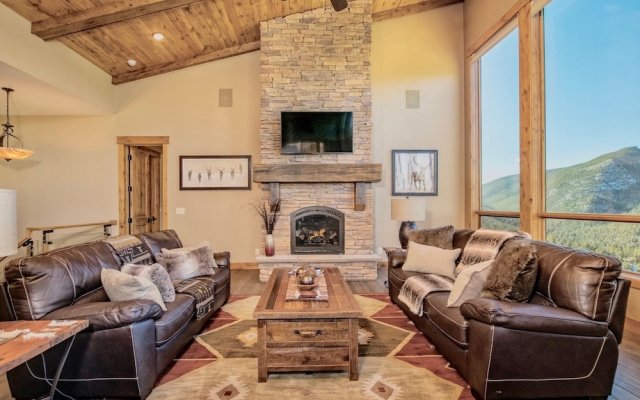 Alpine Haven Luxury Home at Windcliff - 4 Br Home