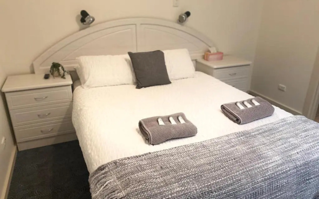 Tumby Bay Motel – Guest Rooms – Tumby Bay