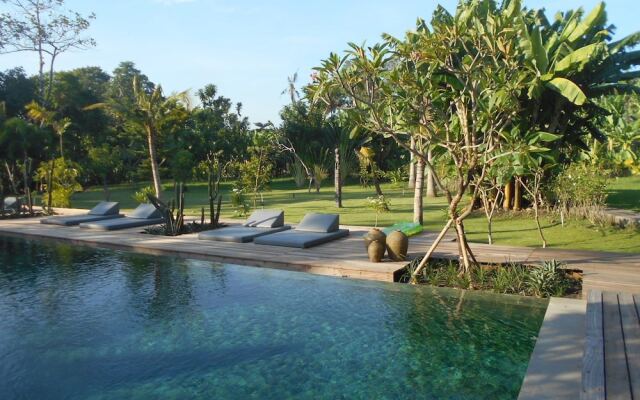 Serenity Riverside