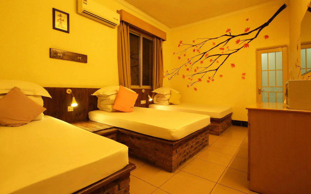 Wada Hostel