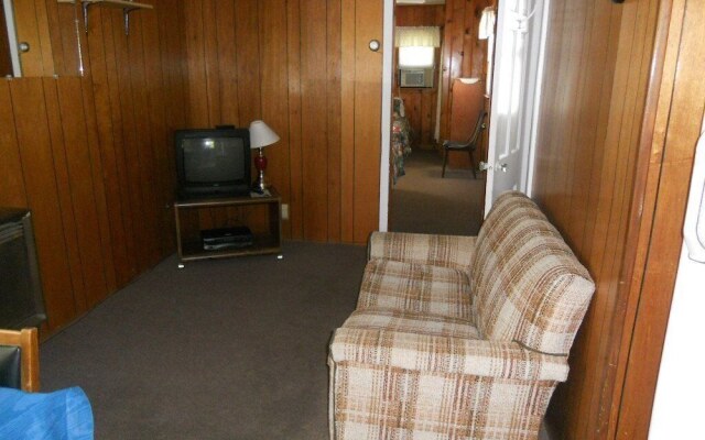 Stephan's R&R Resort