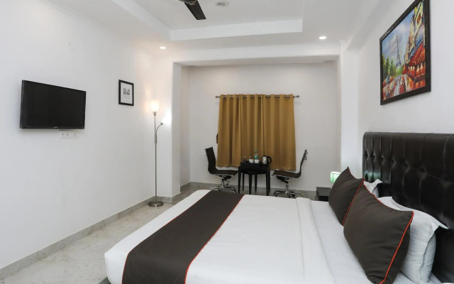 Collection O Residency Near Dwarka Sector 21 Metro Station