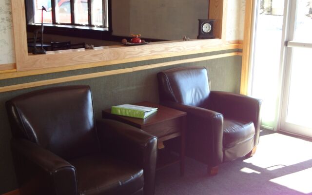 Bangor Motor Inn & Conference Center