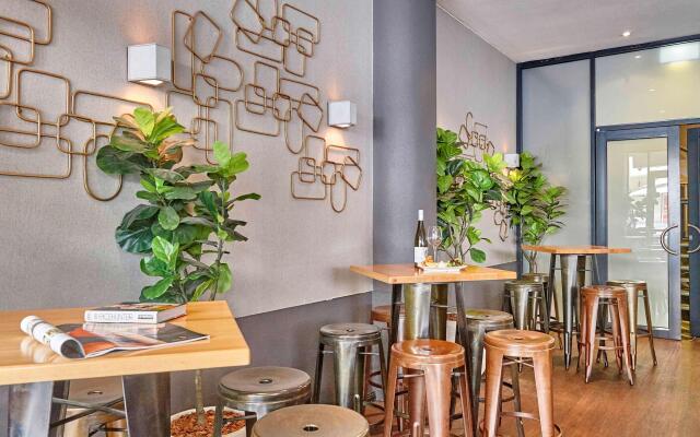 ibis Perth