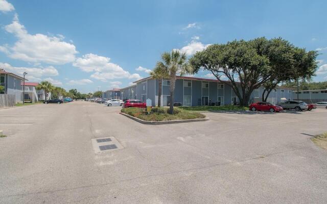 Oak Shores Studio 56