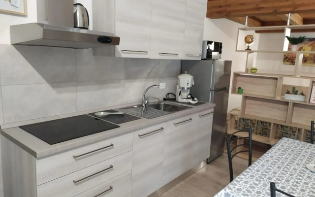 bolognaholidayhome APPARTAMENTO SIGNORINI giardino e posto auto