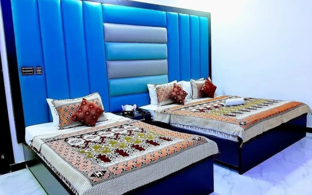 Galaxy Inn