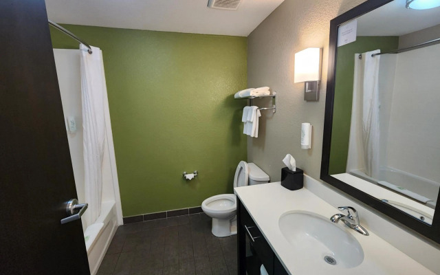 Sleep Inn & Suites