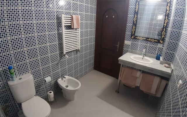 Riad Tanjil