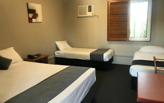 The Cosmopolitan Motel and Serviced Apartments – Guest Rooms – Rockhampton