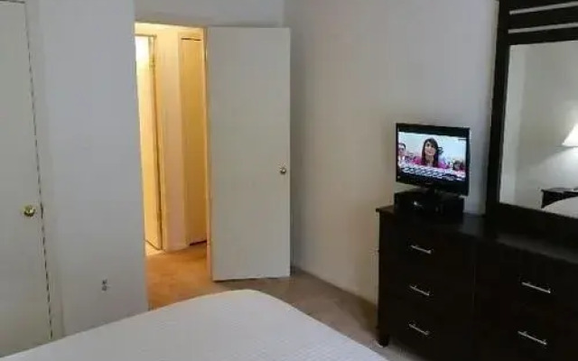 River Oaks Apartments