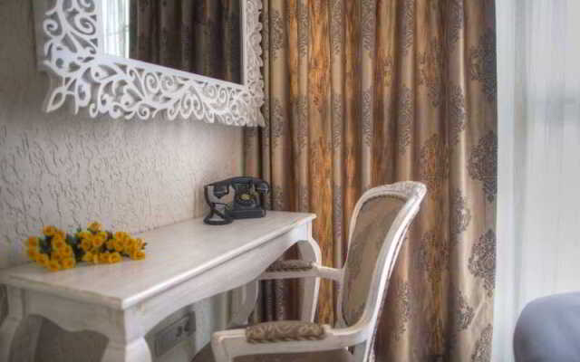 Elegance Asia Hotel