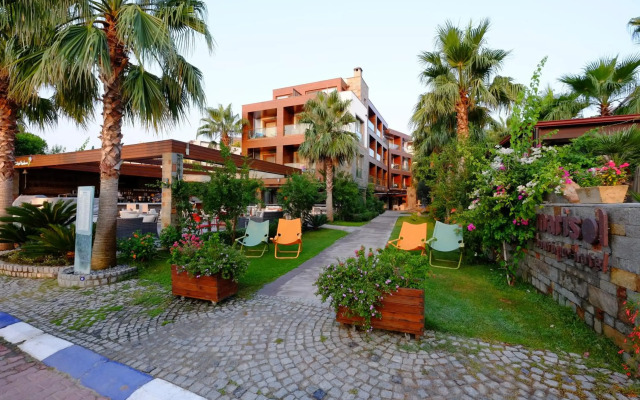 Marisol Boutique Hotel