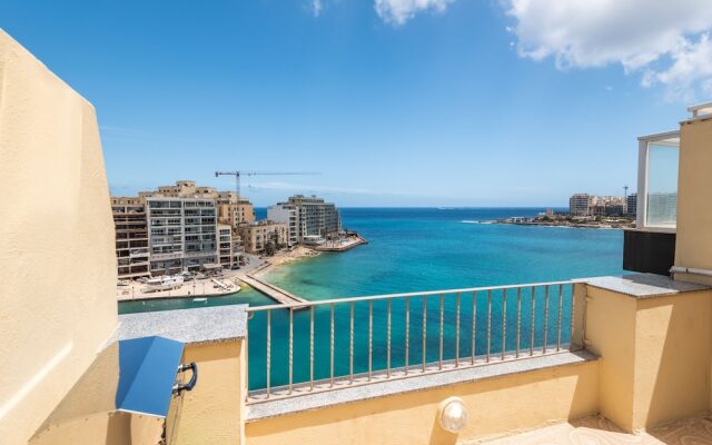 Spinola Bay Penthouse