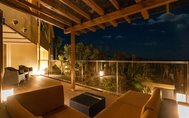 Omuro no Mori Gyokusui - 13 years or older -