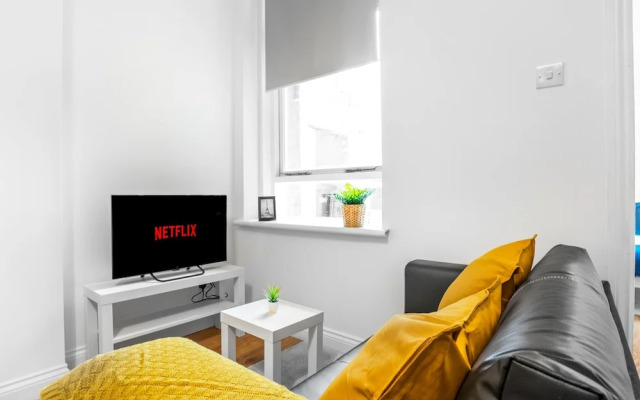 2 Bed-ground Floor-free Parking