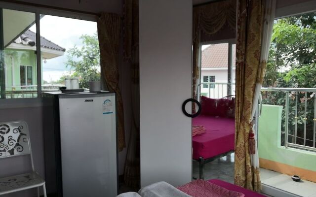 Turfan Hotel and Tigger Park