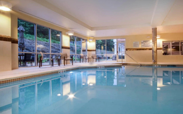Courtyard by Marriott Lenox Berkshires