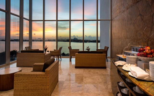 Sunset Royal Beach Resort - All Inclusive