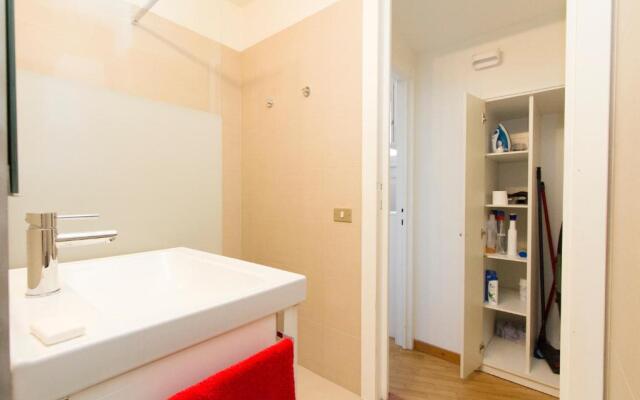 Amazing studio in San Babila