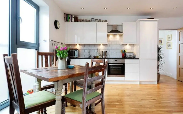 Veeve - Modern Mews