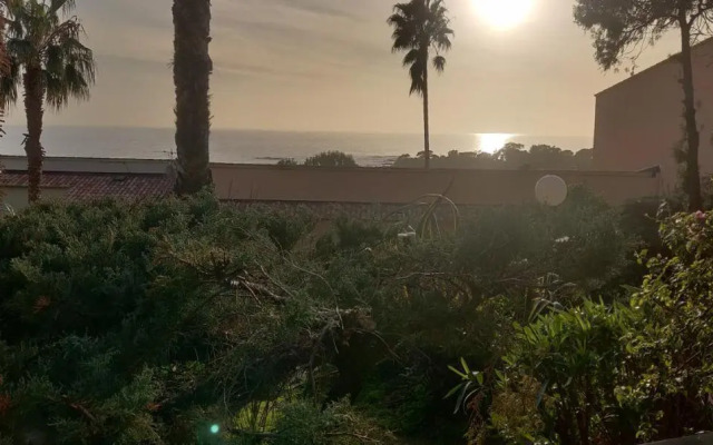 Superbe T1 neuf avec vue mer sur Marinella