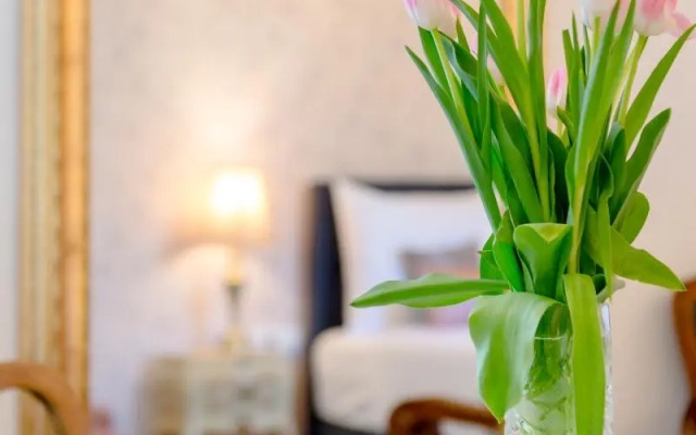 Le Monde Luxury Accommodation