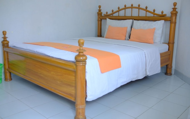 Villa ChavaMinerva Hanni Ciater with Pool – Guest Rooms – Cisaat