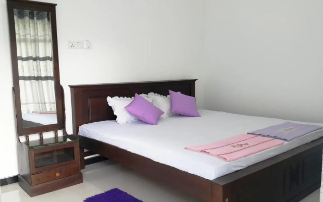 Methusha Holiday House