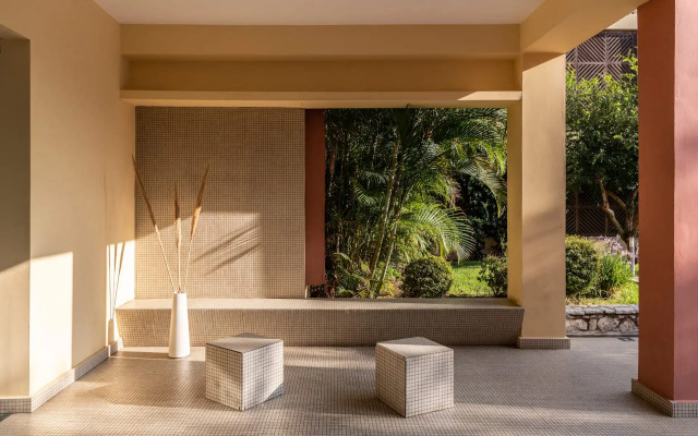 Louis Apostolata Resort and Spa