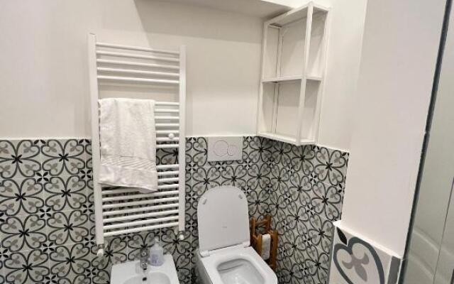 Brand new apartment with seaview & private parking