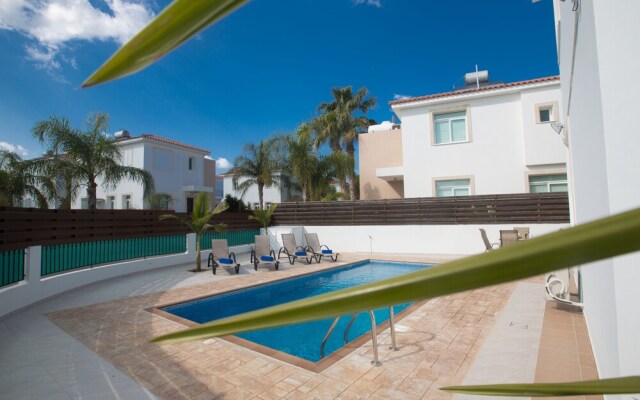 Protaras Holiday Villa Me25