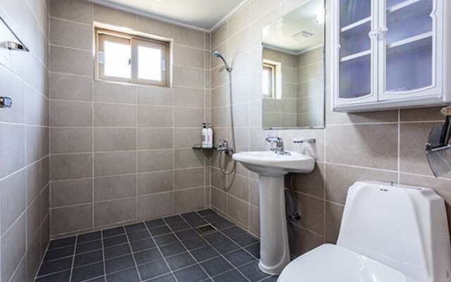 Seogwipo Hae-dam Pension