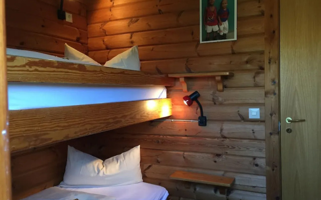 Cozy Bungalow With a Stove, in a Nature Reserve