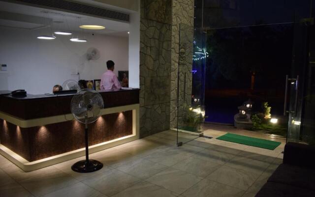 White Pearl Residency