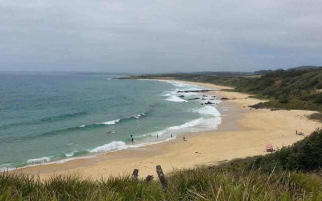 Deedy's Nest -Couple's Retreat at Mystery Bay