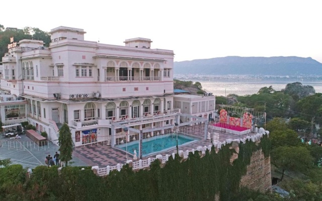 Hotel Merwara Estate