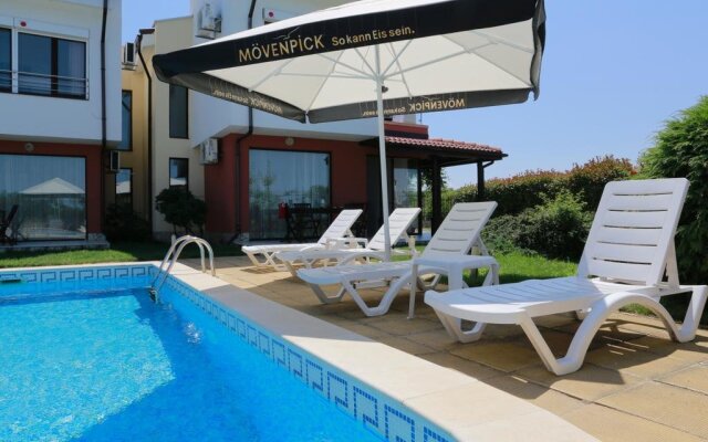 Saint Stefan Villas
