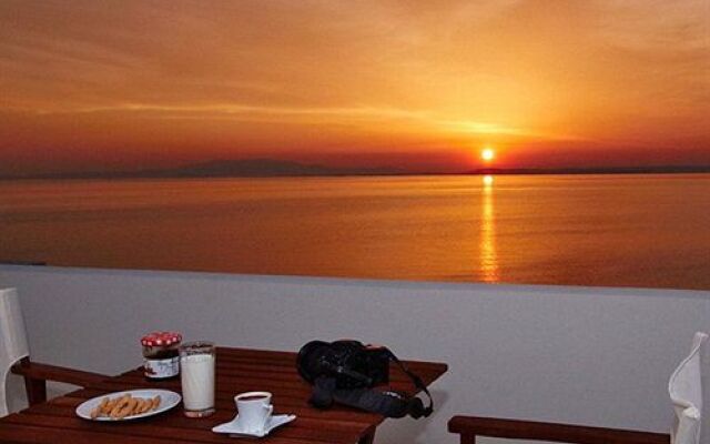 Amarandos Sea View Apartments