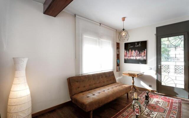 Vila Burriac ,Sunny, Spacious , Private Pool